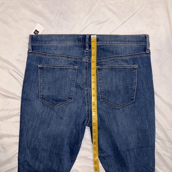 Women's Gap True Skinny Jeans Size 33R - NWT - Picture 15 of 15